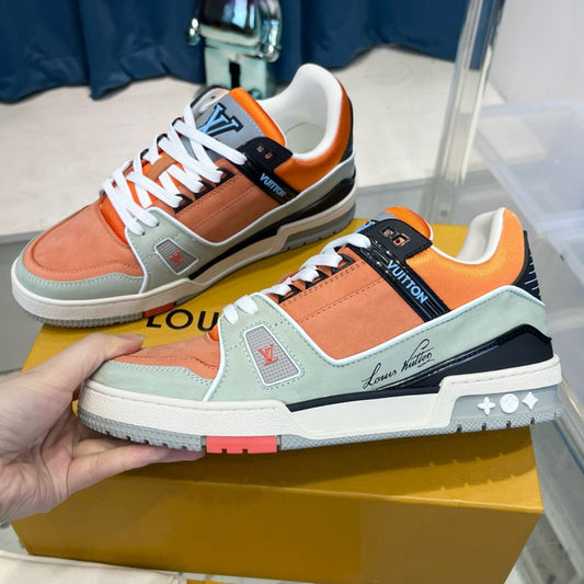 Tênis LV Trainer Cinza e Laranja