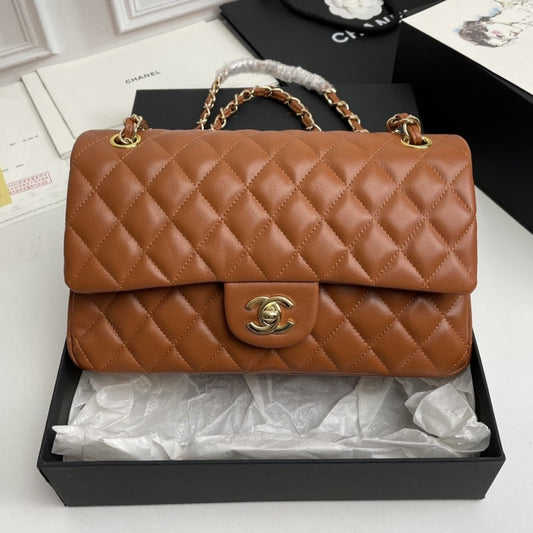 Bolsa CHN Classica Marrom com Dourado 25cm
