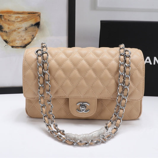 Bolsa CHN Classica detalhes Bege com prata 25cm