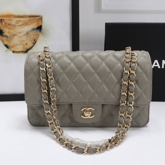 Bolsa CHN Classica detalhes Cinza militar com Dourado 25cm