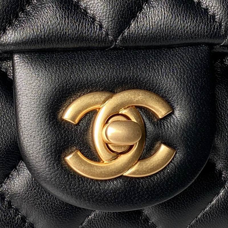 Bolsa CHN Lambskin Black 17cm