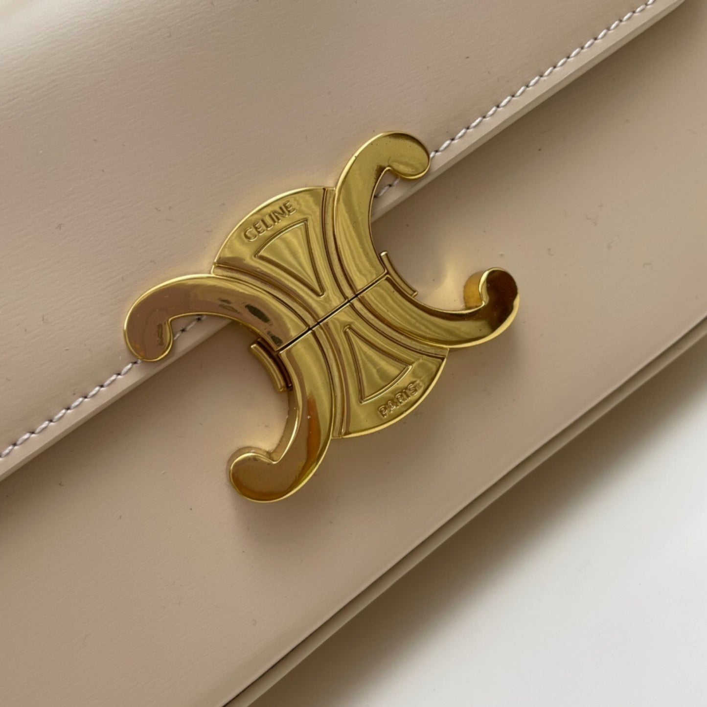 Bolsa CLNE Triomphe pequena Bege 20,5cm