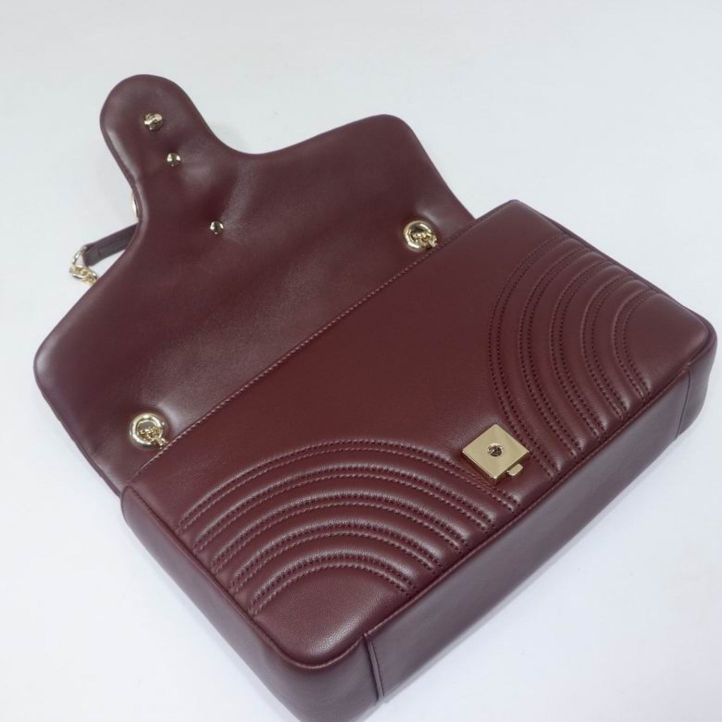 Bolsa GG Marmont média Bordeaux 30cm