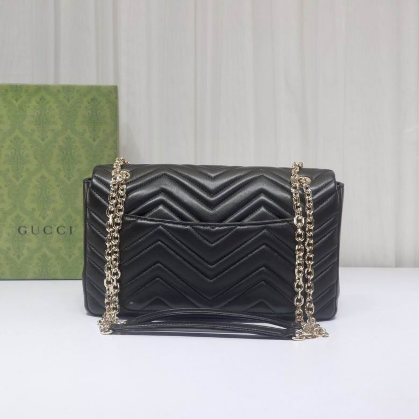 Bolsa GG Marmont média Preto 30cm