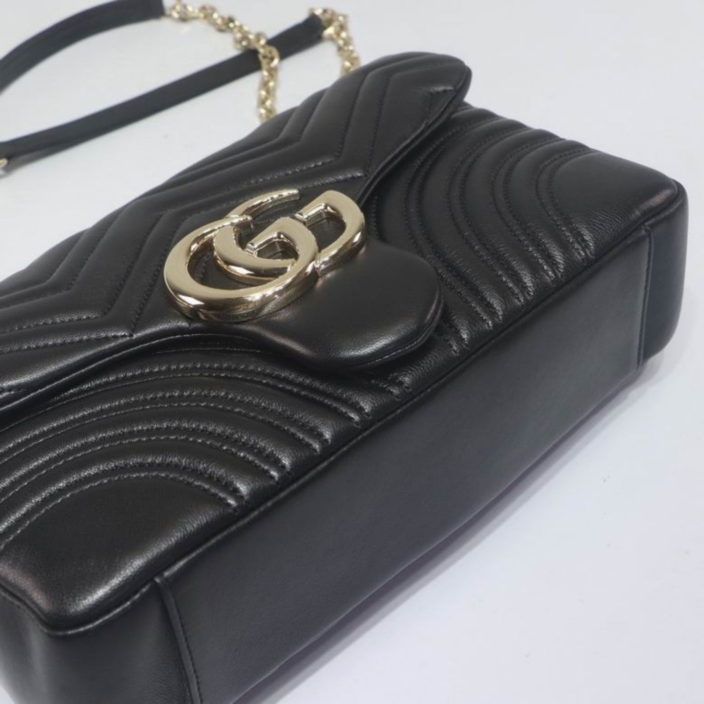 Bolsa GG Marmont média Preto 30cm