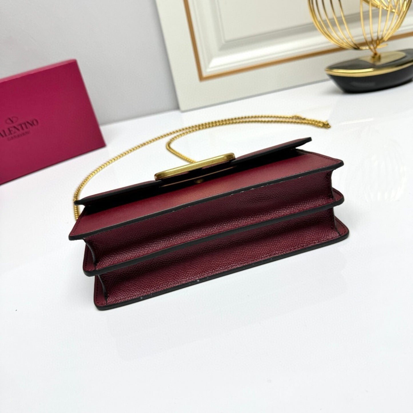 Bolsa VLTN VLogo Vermelho com dourado 22cm