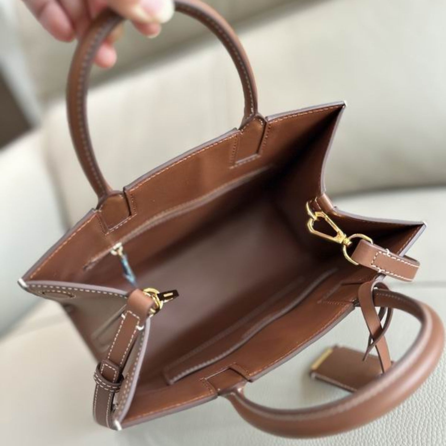 Bolsa Brbrry Frances Mini Tote Bege e Marrom 27cm