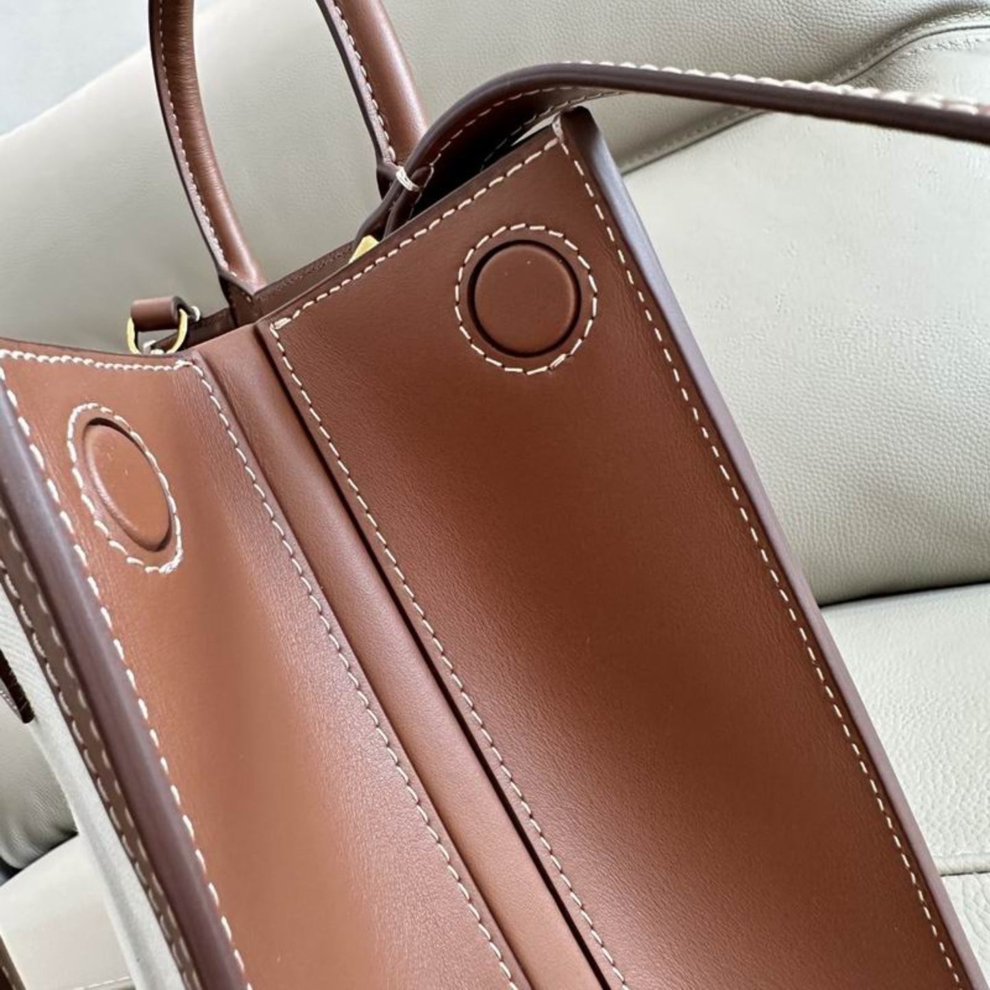 Bolsa Brbrry Frances Mini Tote Bege e Marrom 27cm