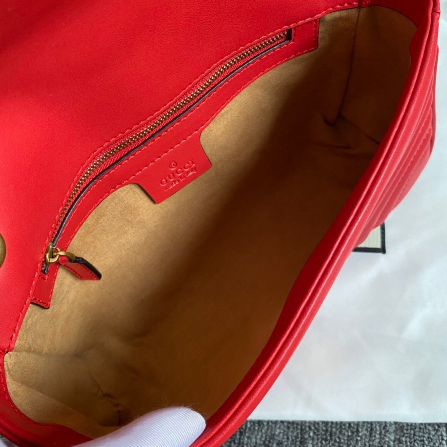 Bolsa GG Marmont Pequena Vermelha 26cm