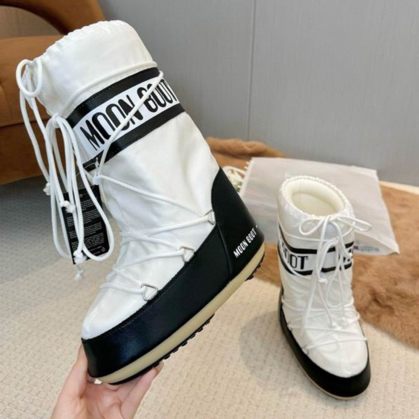 Bota Mboot Impermeável High Branco e Preto