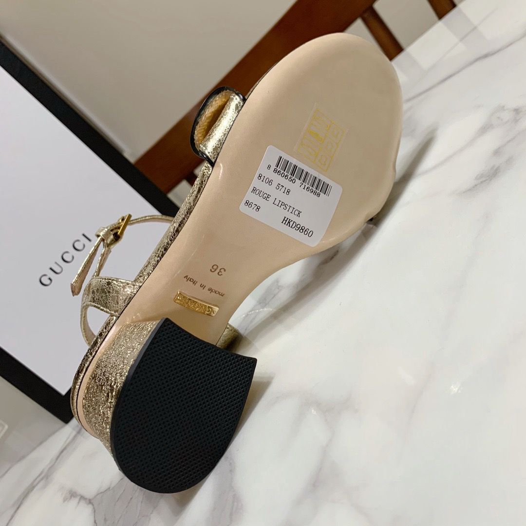 Sandalia GG Marmont Dourada salto 7cm