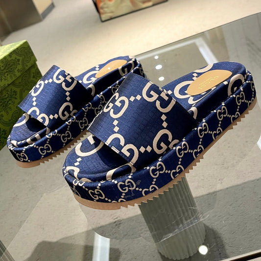 Sandália GG Plataforma Slider Azul Com Estampa