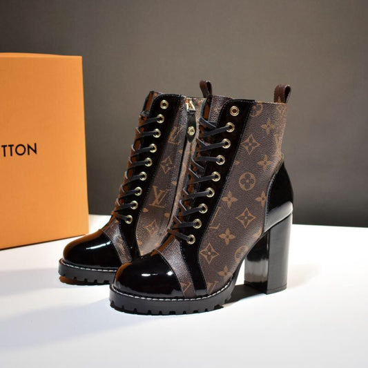 Bota LV Star Trail Monogram Salto