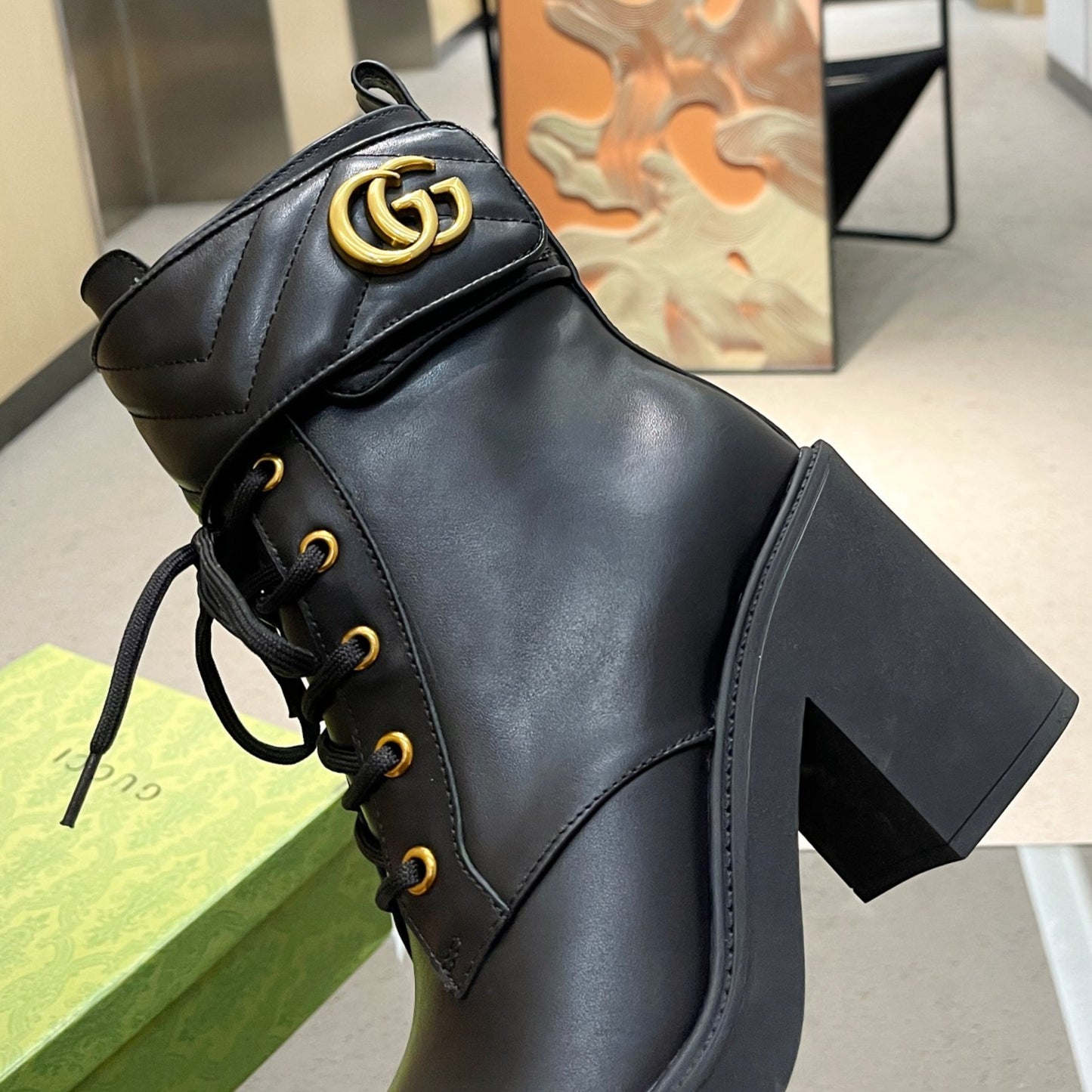 Bota GG Ankle boot GG Preta Salto