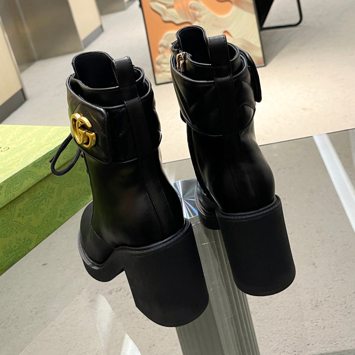 Bota GG Ankle boot GG Preta Salto