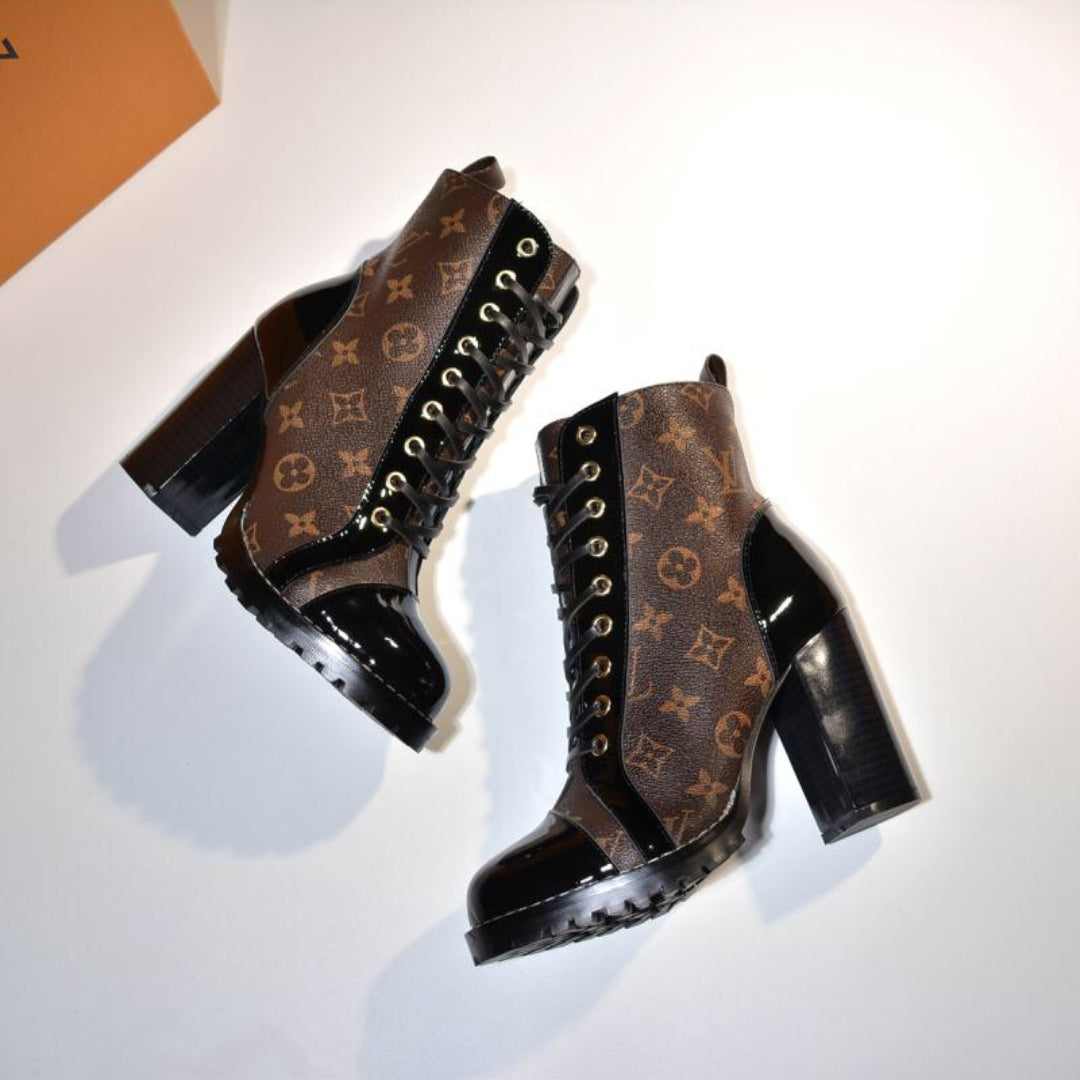 Bota LV Star Trail Monogram Salto