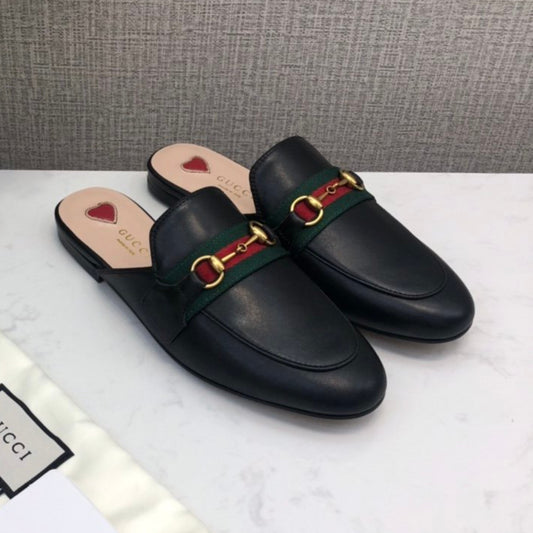 Mule GG Princetown de couro Preto com Faixa