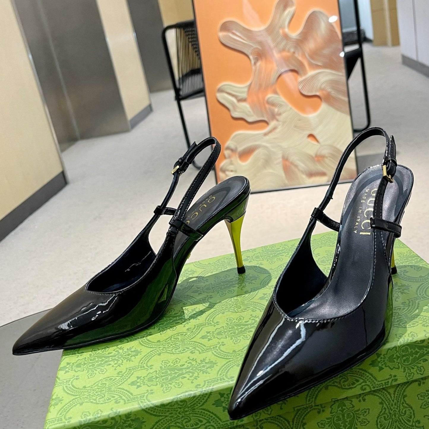 Scarpin GG Preto Salto 8,5cm