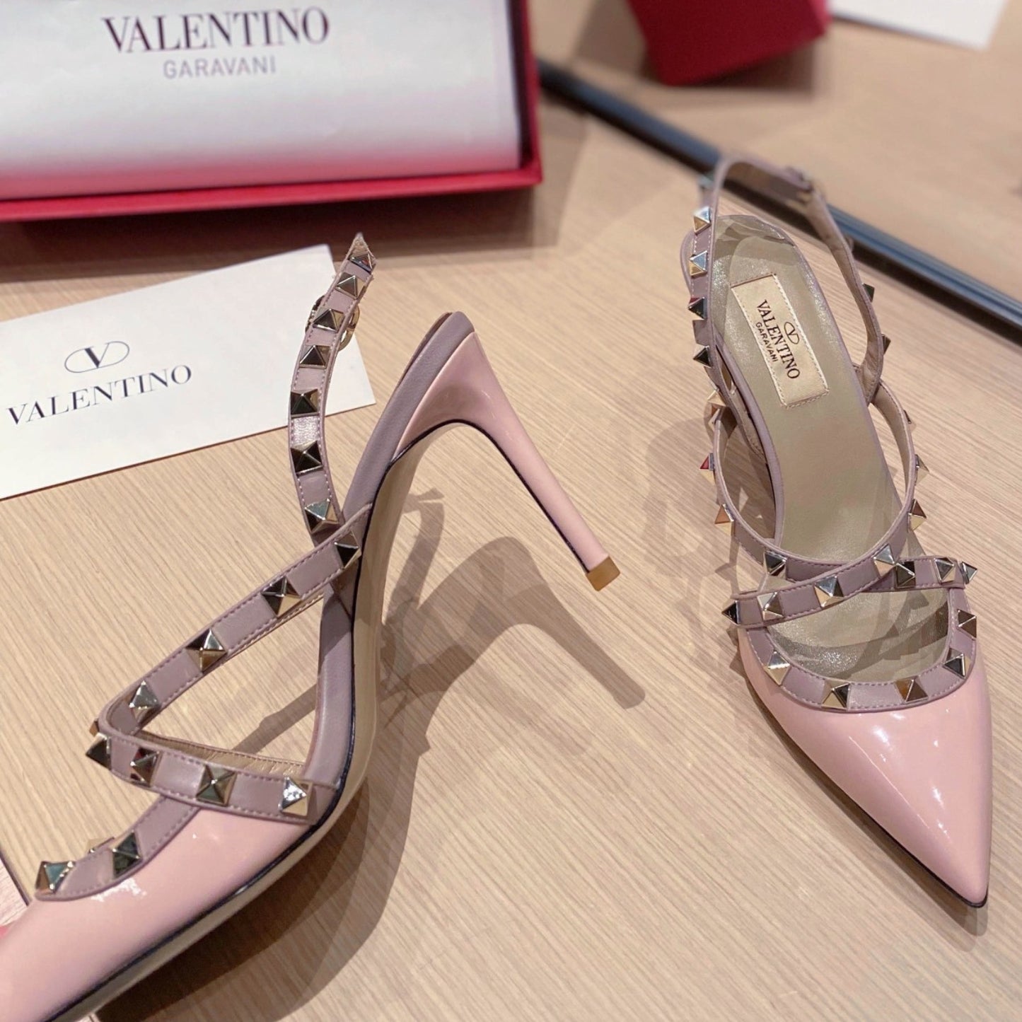 Scarpin VLT Rosa Couro com detalhes Superior Salto 9cm