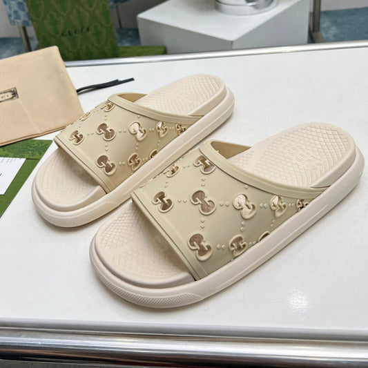 Chinelo Slide GG Bege Detalhes