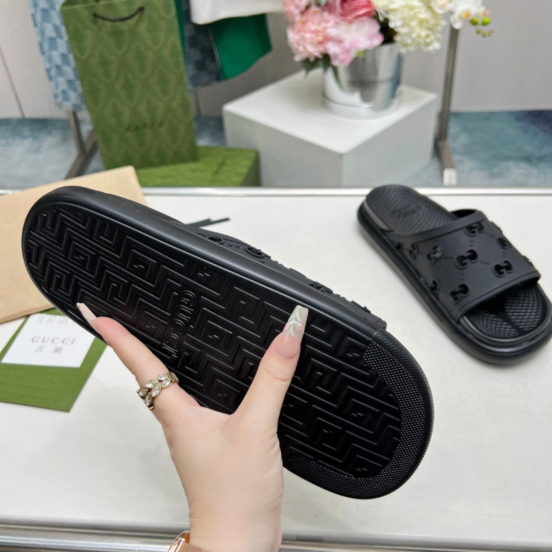 Chinelo Slide GG Preto Detalhes
