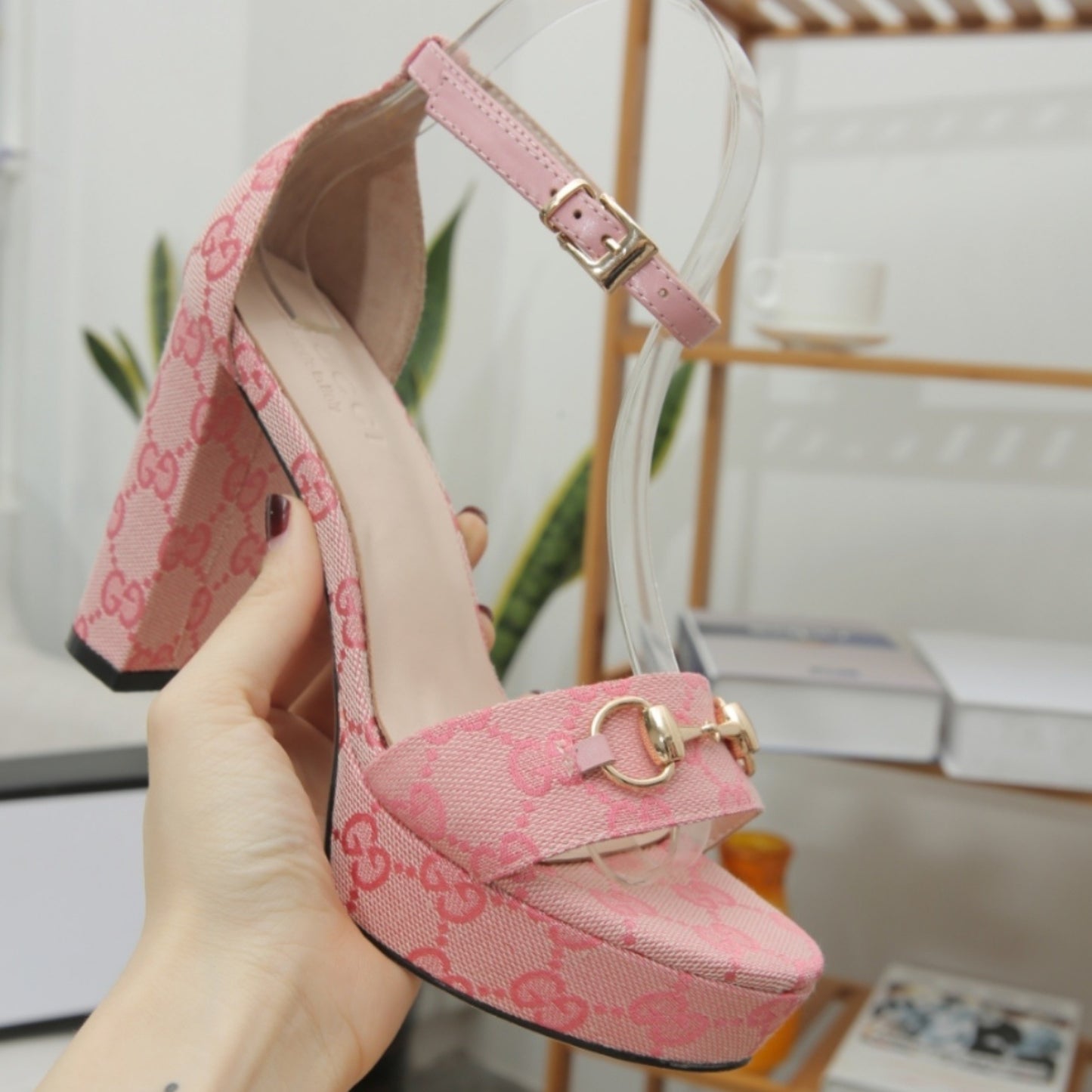 Sandália GG Plataforma canvas rosa com horsebit salto 10,5cm