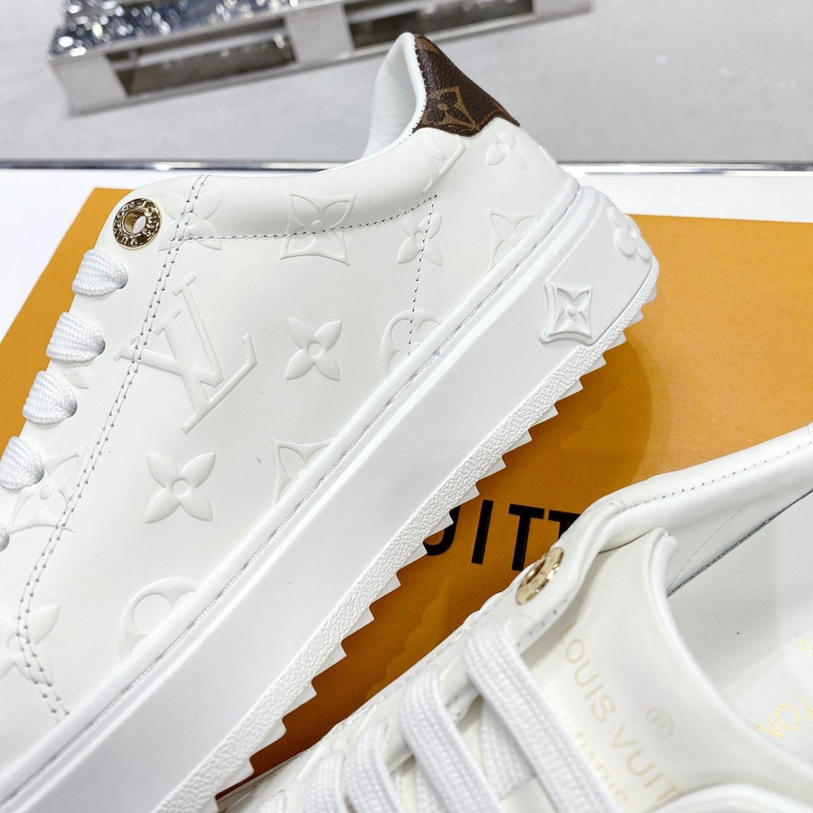 Tênis LV Time Out Branco – Meery