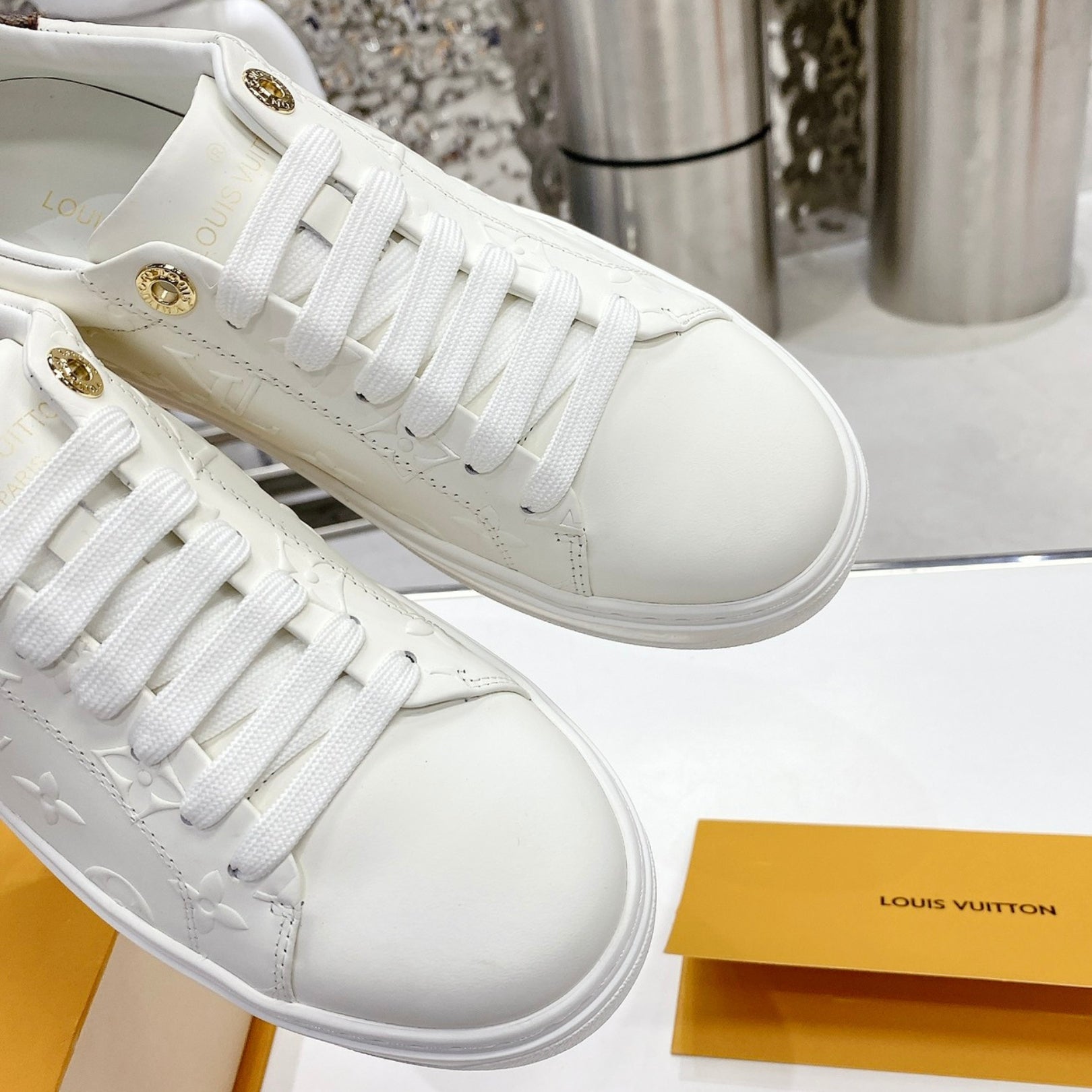 Tênis LV Time Out Branco – Meery