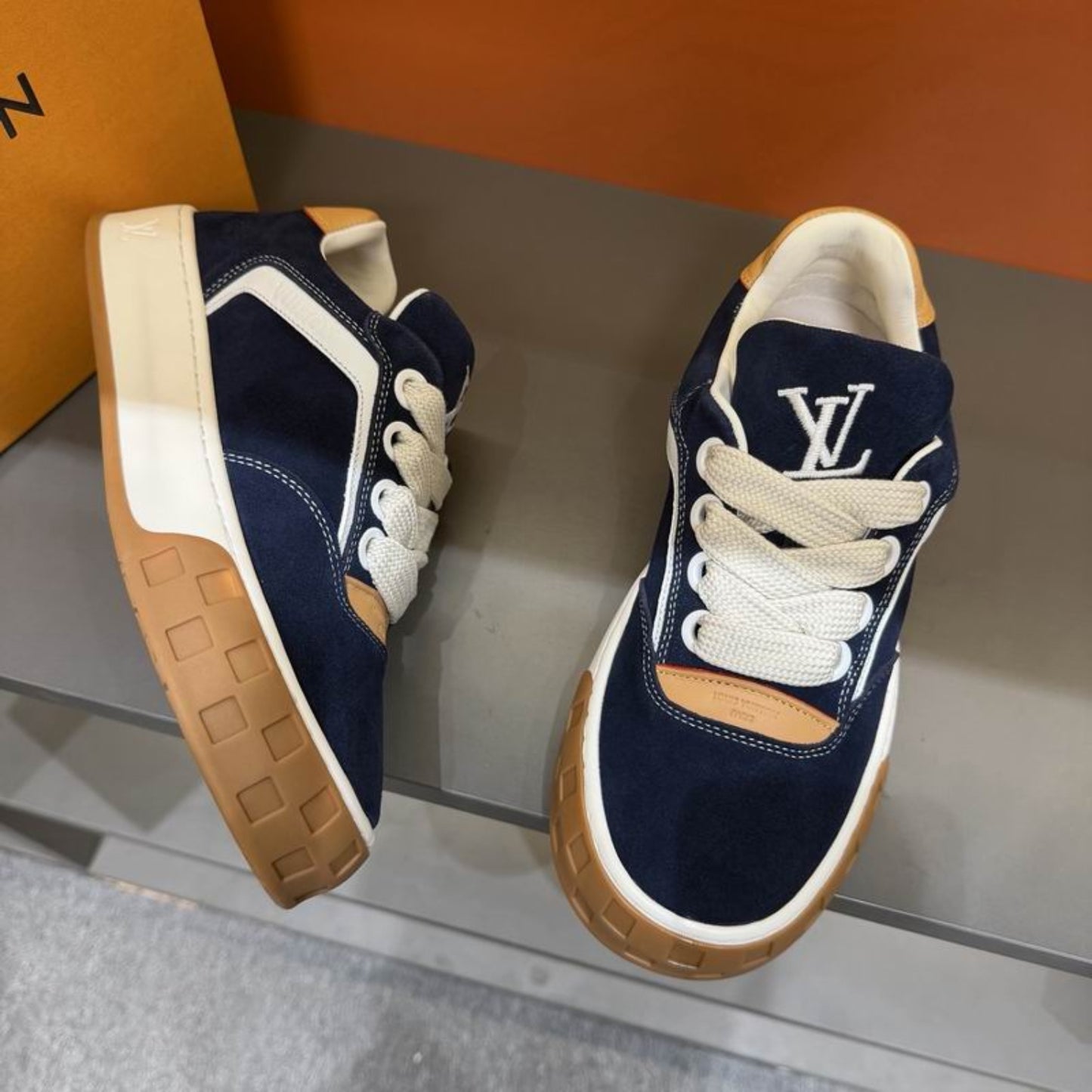 Tênis LV Tilted Azul Marinho